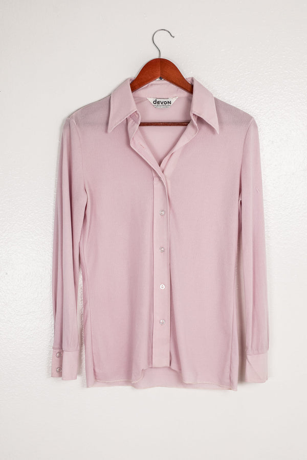vintage-70s-devon-brand-light-pink-button-down-blouse-with-wide-collar.-front