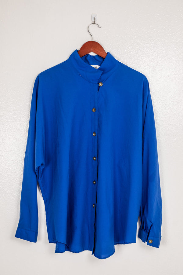vintage-80s-designer-diane-von-furstenberg-royal-blue-blouse-front