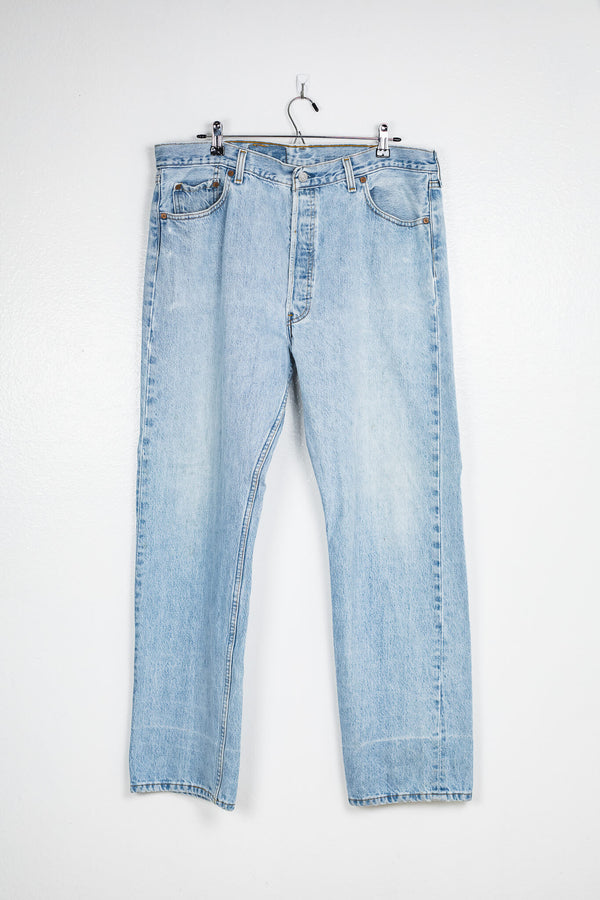 vintage-80s-90s-denim-jeans-front