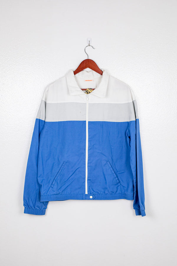 vintage-70s-blue-and-white-zip-up-jacket-front